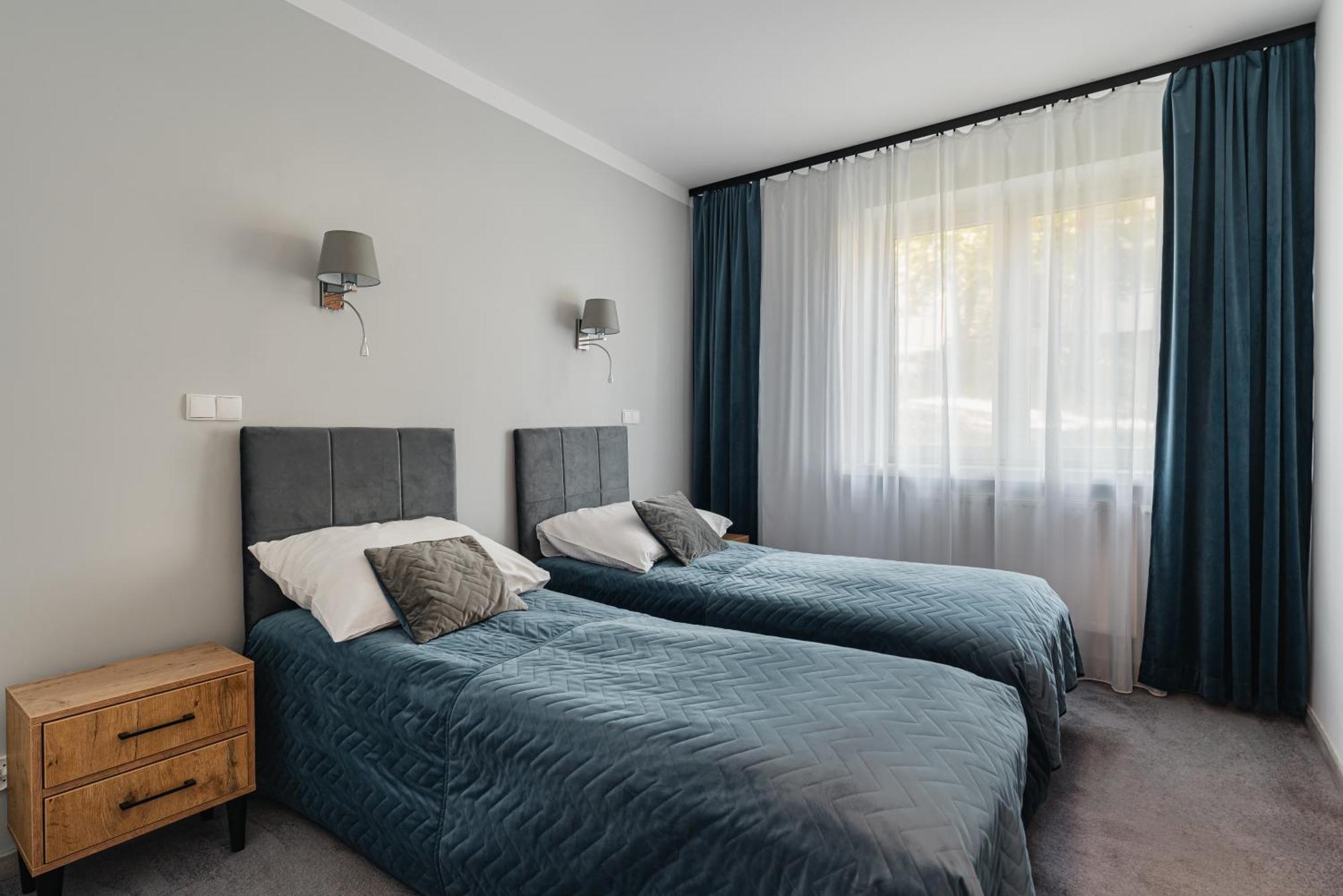 Rewita Waplewo Hotel Maroz Ngoại thất bức ảnh