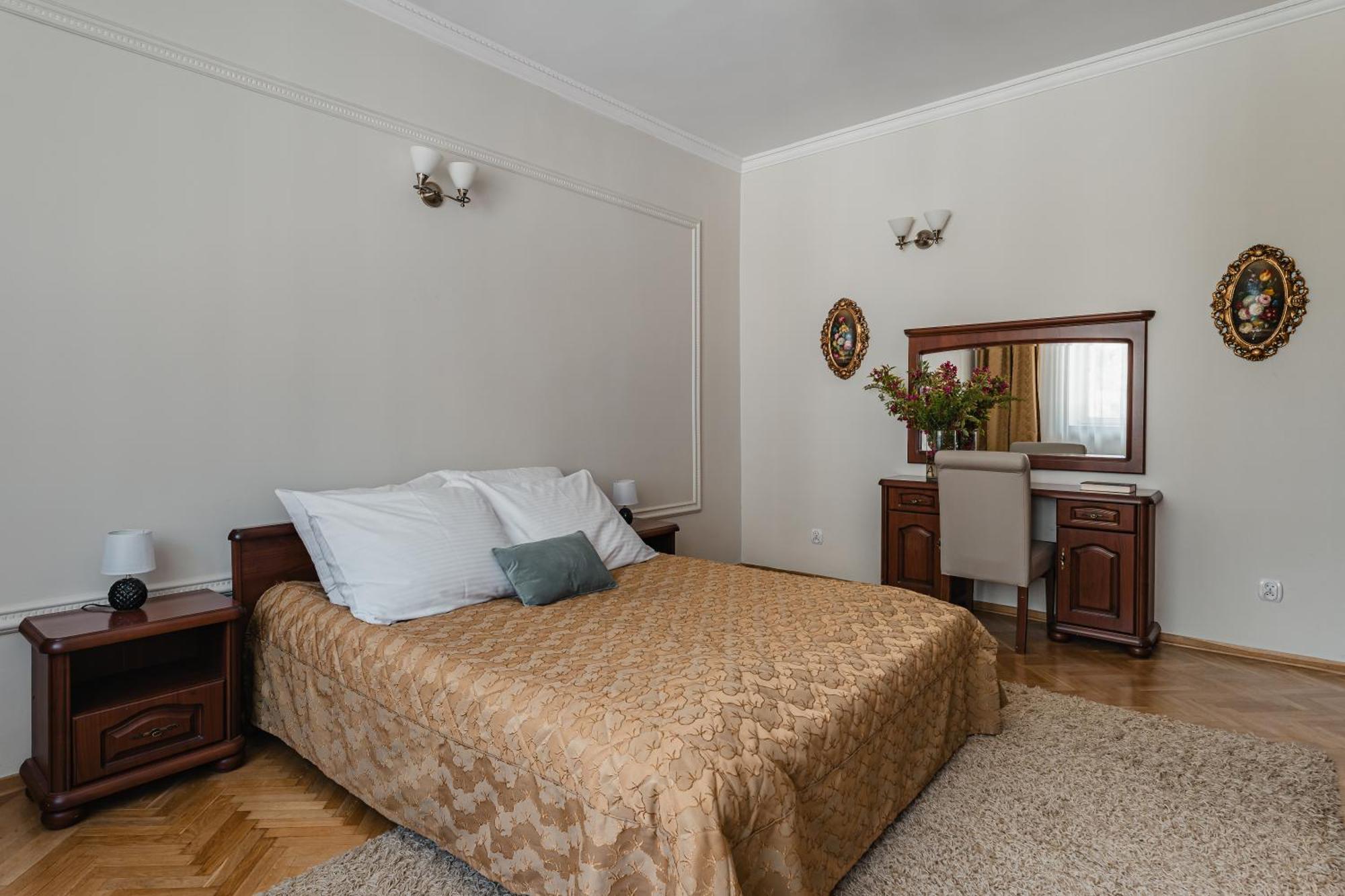 Rewita Waplewo Hotel Maroz Ngoại thất bức ảnh